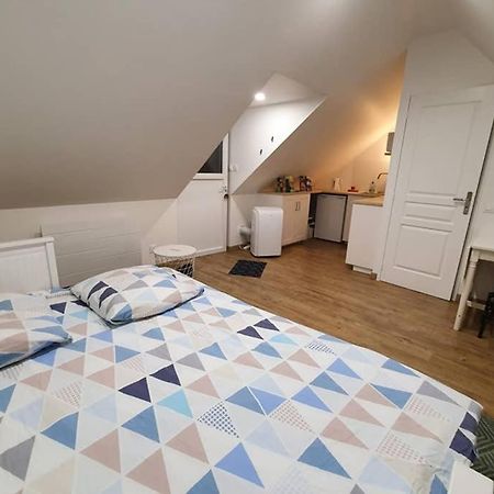 Studio Au Coeur Des Vignes Lägenhet Montlouis-sur-Loire Exteriör bild